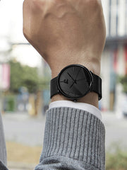 Shein - Men Mesh Strap Quartz Watch