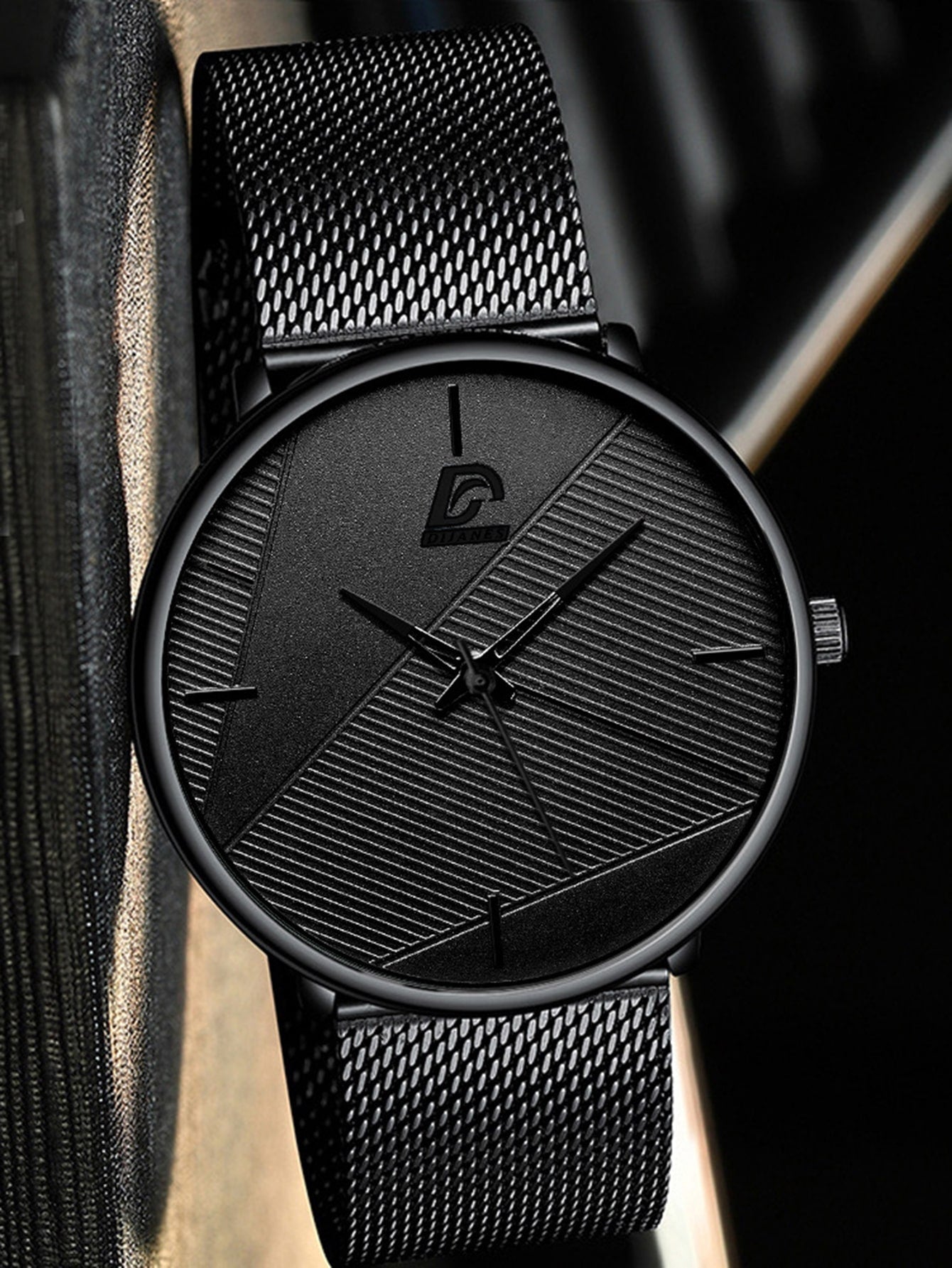 Shein - Men Mesh Strap Quartz Watch