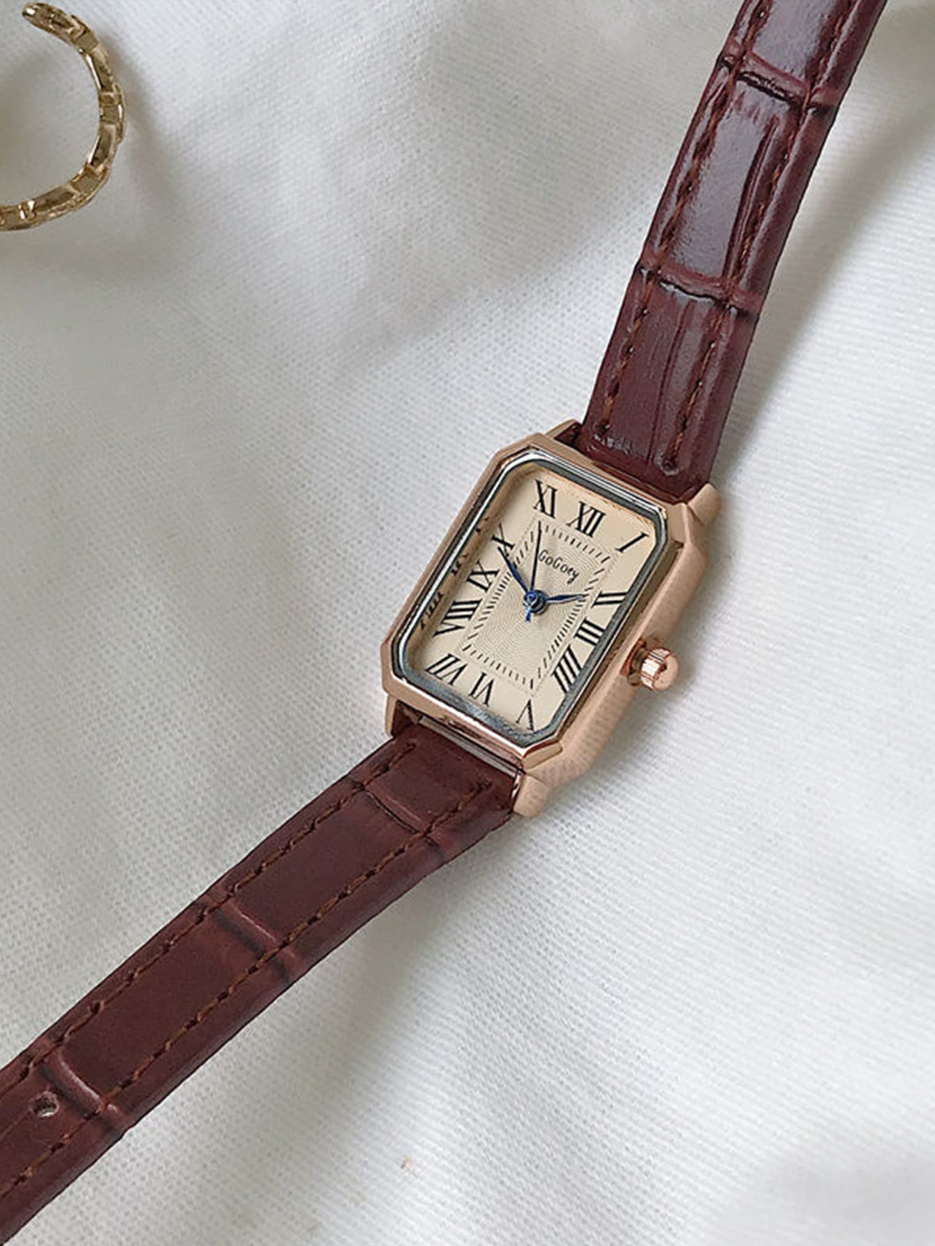 Shein - Vintage Rectangle Pointer Quartz Watch