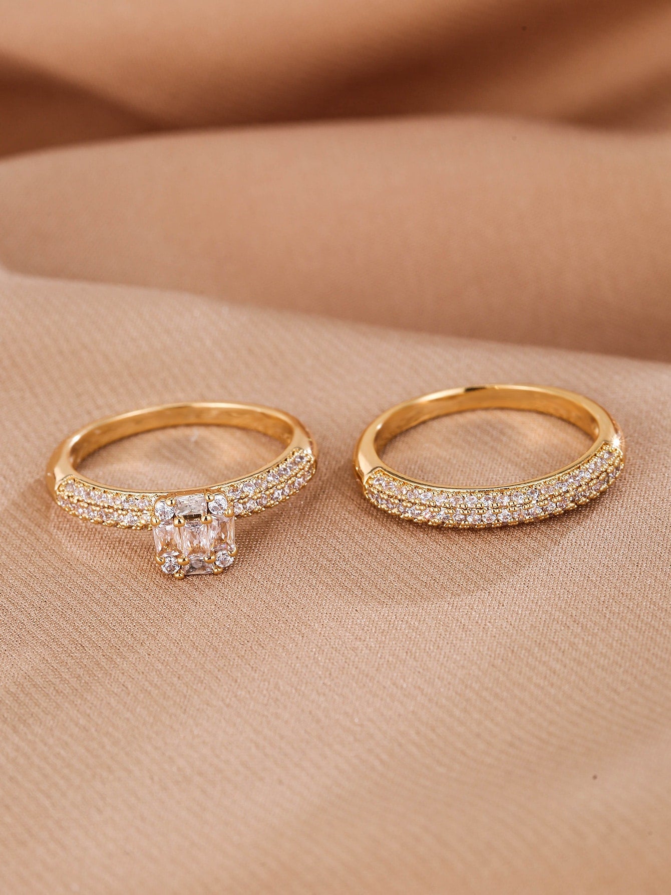 Shein - 2pcs Cubic Zirconia Decor Ring