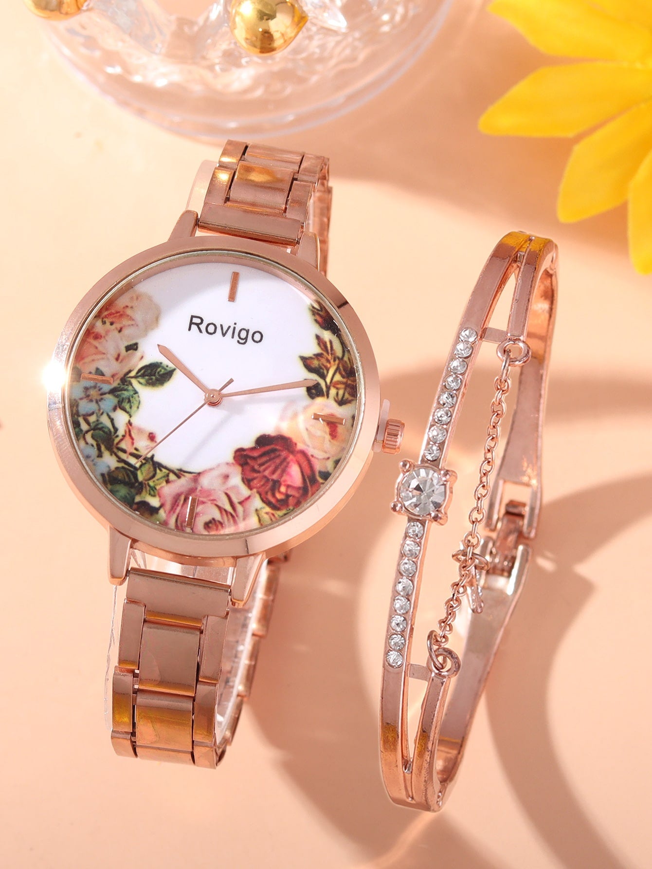 Shein - 2pcs Fashion Style Trendy Flower Women's Fine Belt Mesh Quartz Watch with Star Diamond Pendant Alloy Bracelet Combination Set