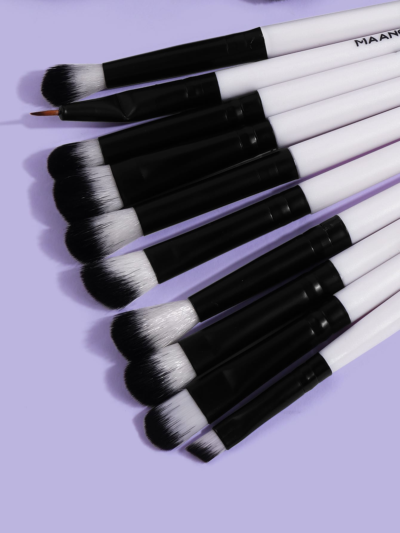 Shein - MAANGE 18pcs Professional Makeup Brush Set,Makeup Tools With Soft Fiber For Easy Carrying,Foundation Brush,Eye Shadow Brush,Smudge Brush,Eyebrow Brush,Brush Set For Travel