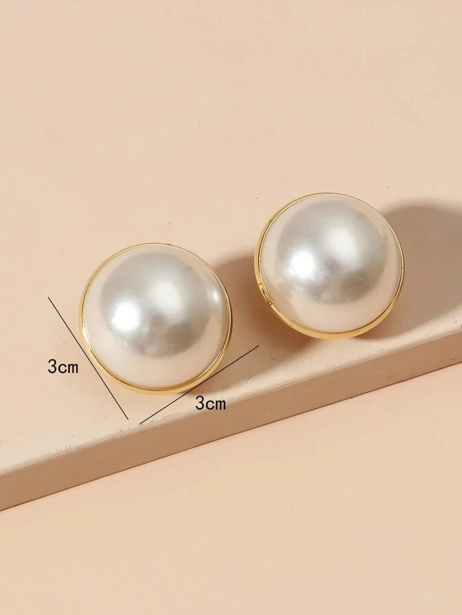 Shein Stud earrings decorated with artificial pearls