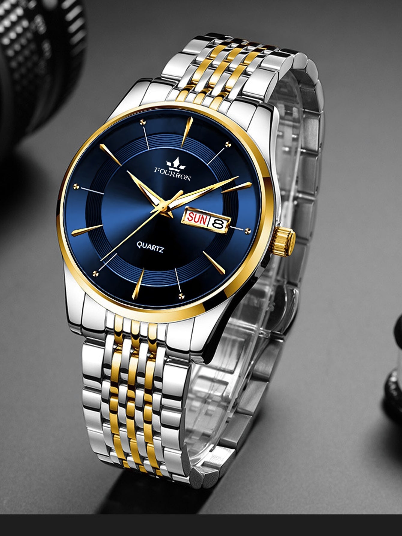 Shein - Men Round Pointer Date Quartz Watch