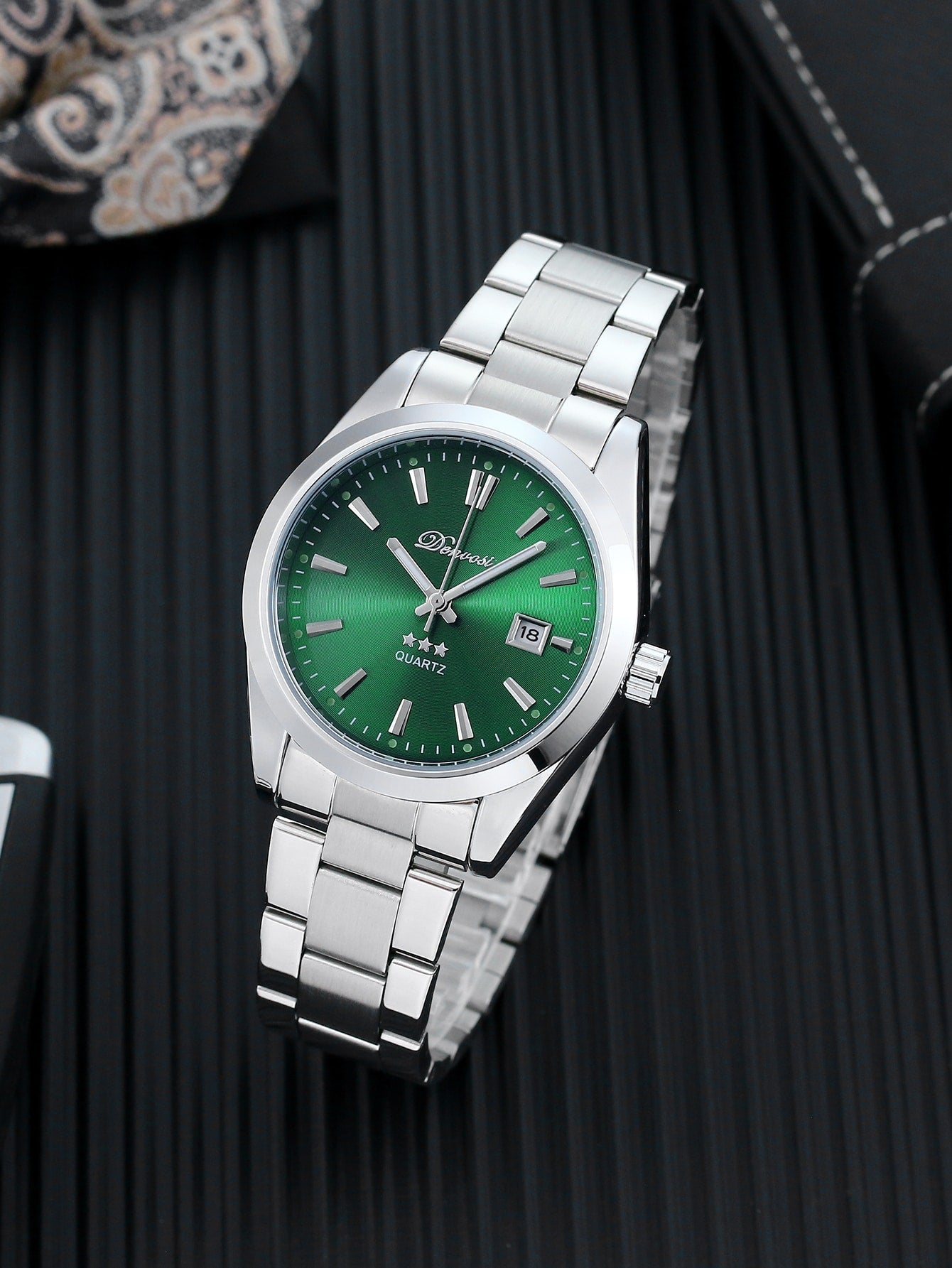 Shein - 1pc Men Water Resistant Quartz Watch