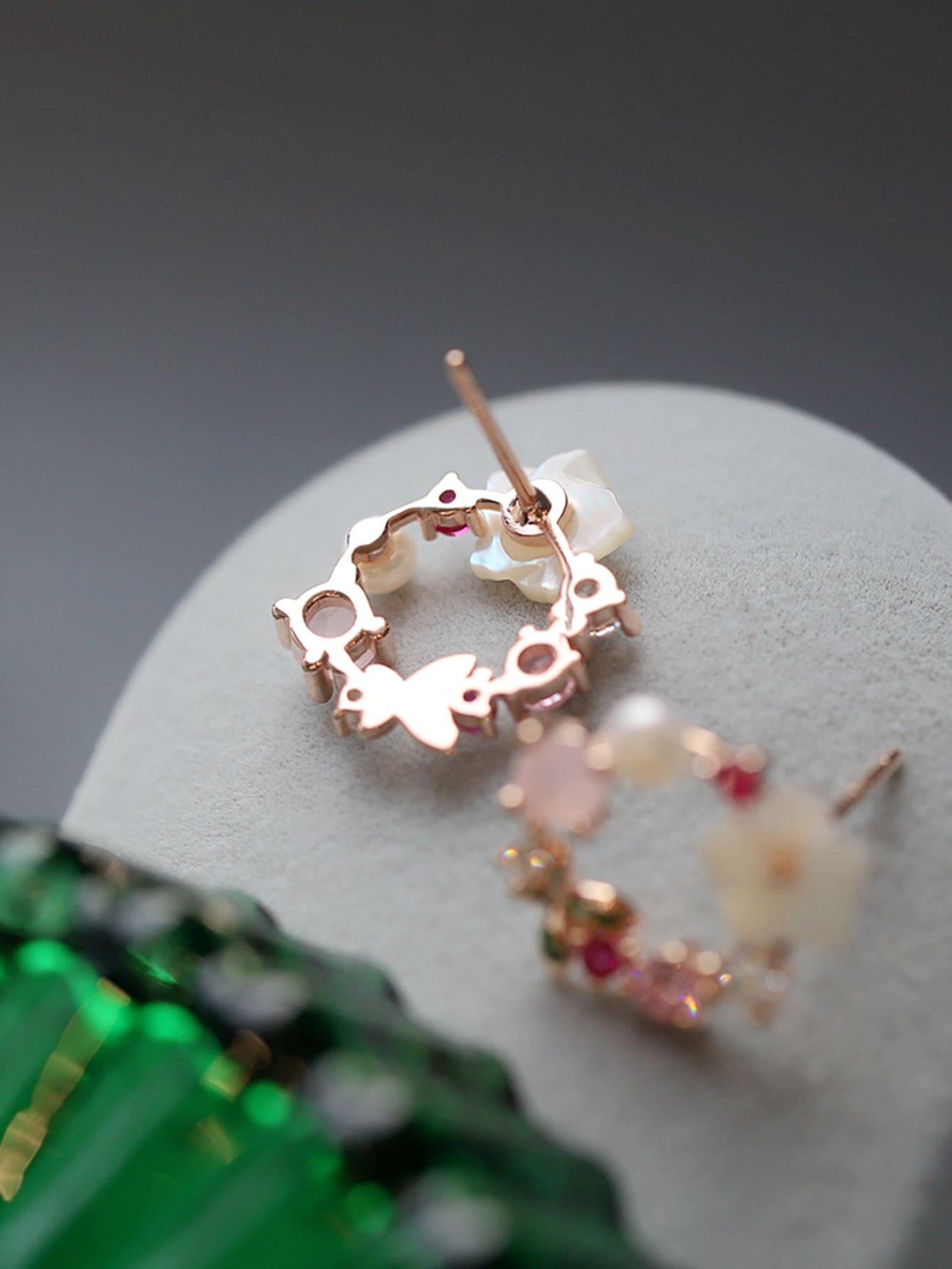 Shein - Rhinestone & Flower Decor Stud Earrings