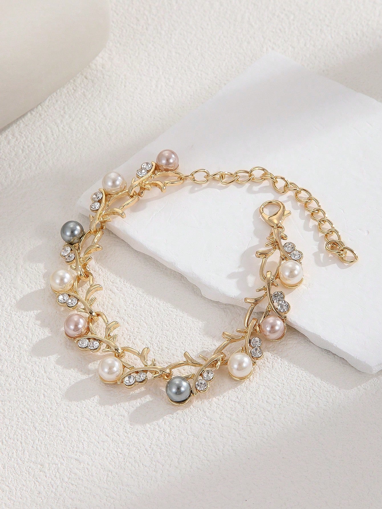Shein - 1Pc Luxury Zinc Alloy Faux Pearl & Rhinestone Decor Leaf Detail Chain Bracelet For Women For Daily Life