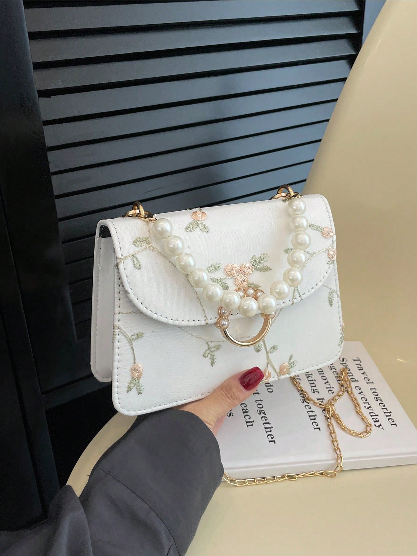 Shein - Argyle Princess Faux Pearl & Rhinestone Pearl Chain & Decor Mini Square Bag Flower Embroidery Faux Pearl Decor Fashionable For Party, Wedding, Prom And Dinner, Lipsticks, Women'S Pearl Bag