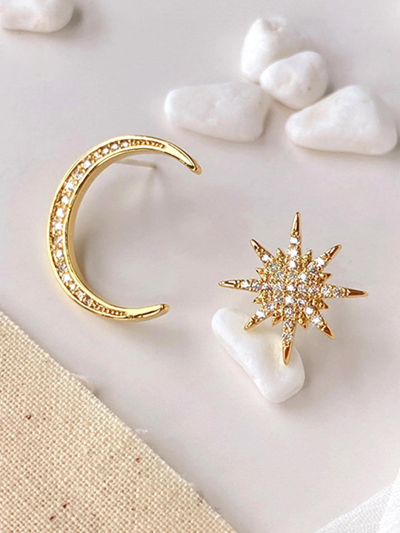 Shein - Rhinestone Moon & Star Decor Mismatched Stud Earrings