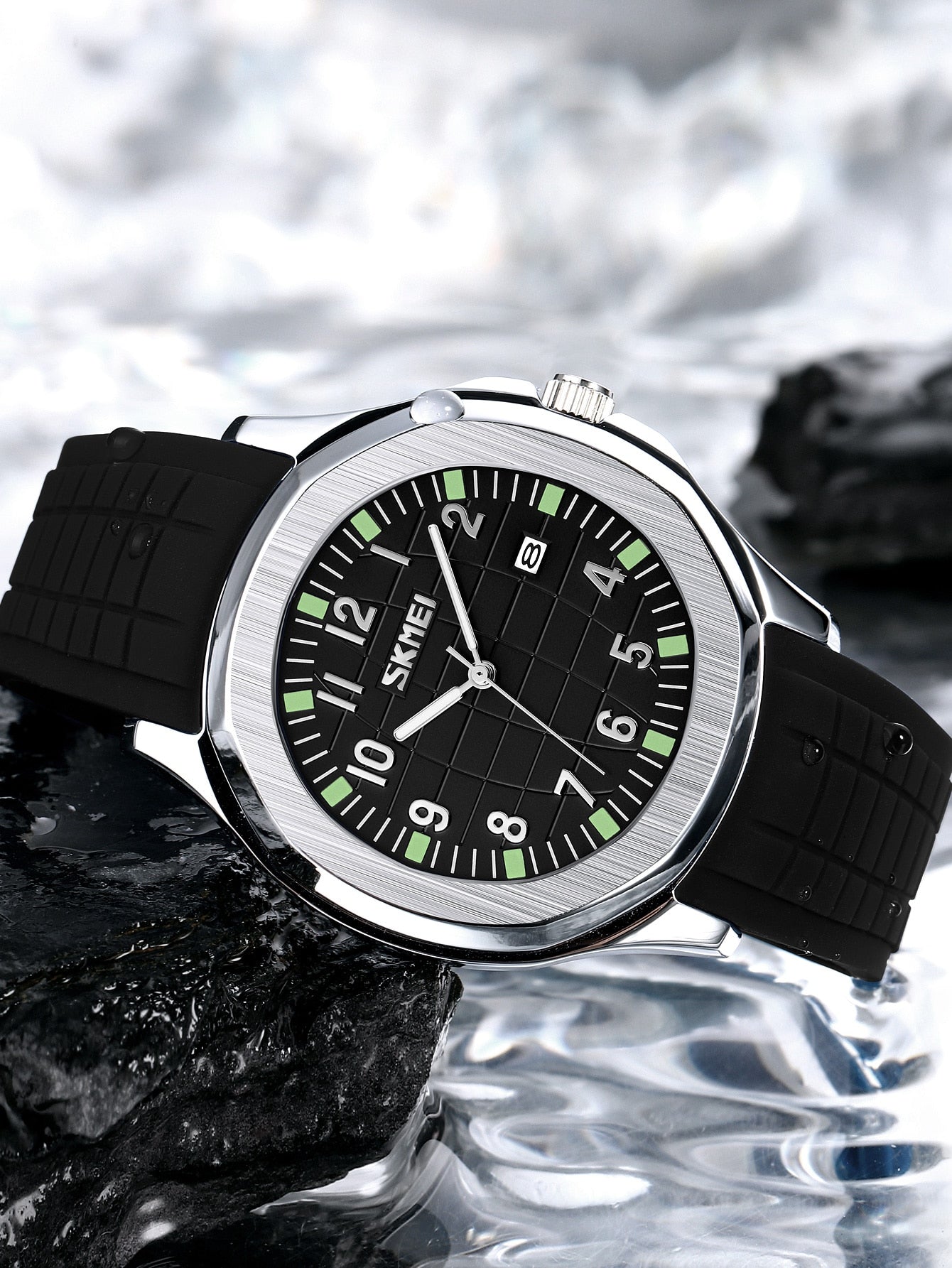 Shein - Men's Luxury Silicone Watch, Stainless Steel Back, Water Resistant Quartz Watch