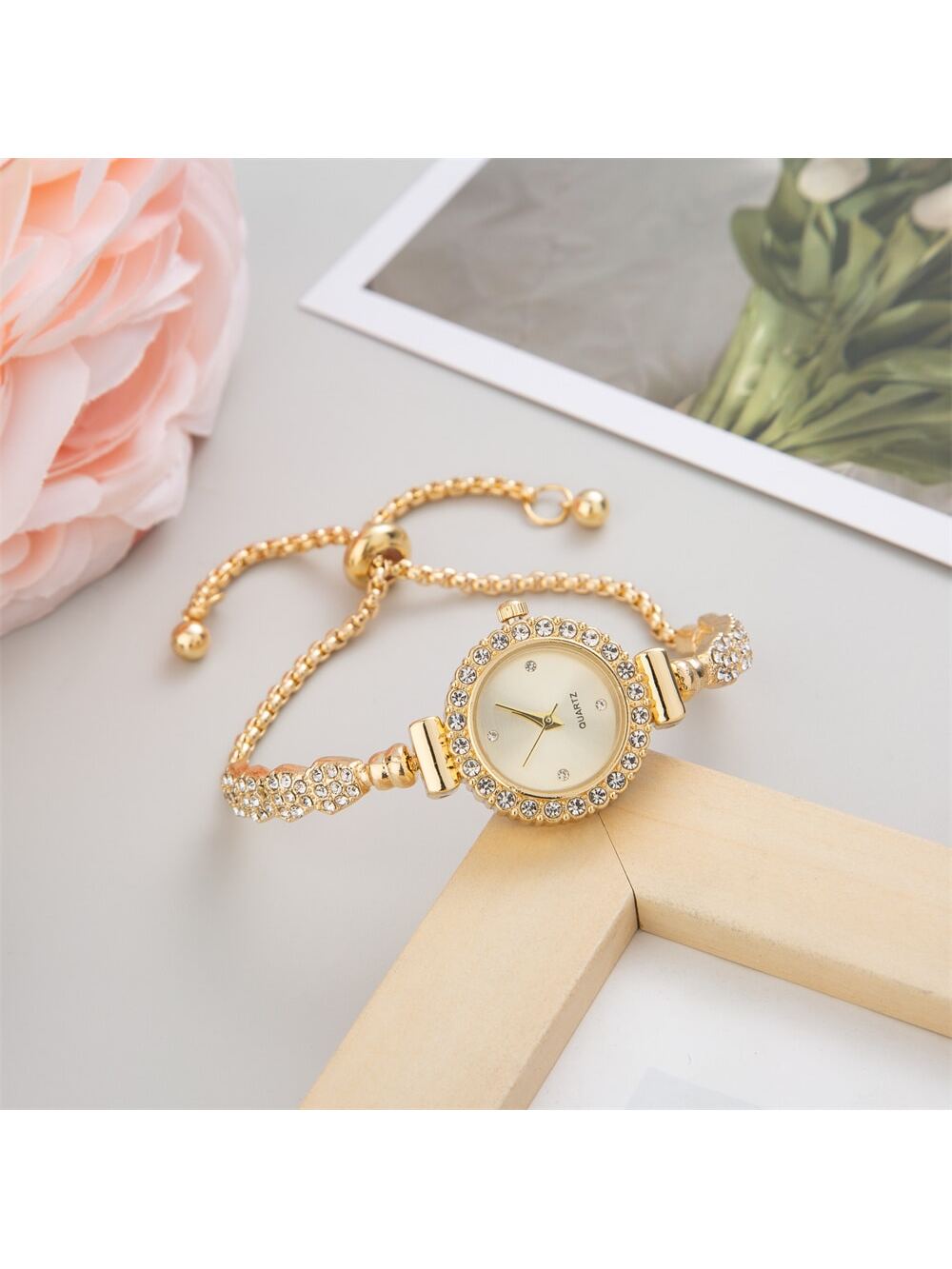 Shein - 2023 New Fashion Women's Bracelet Watch, Round Case, Stainless Steel Strap, Quartz Watch With Small Dial And Diamond Detail, Ideal Gift For Girlfriend