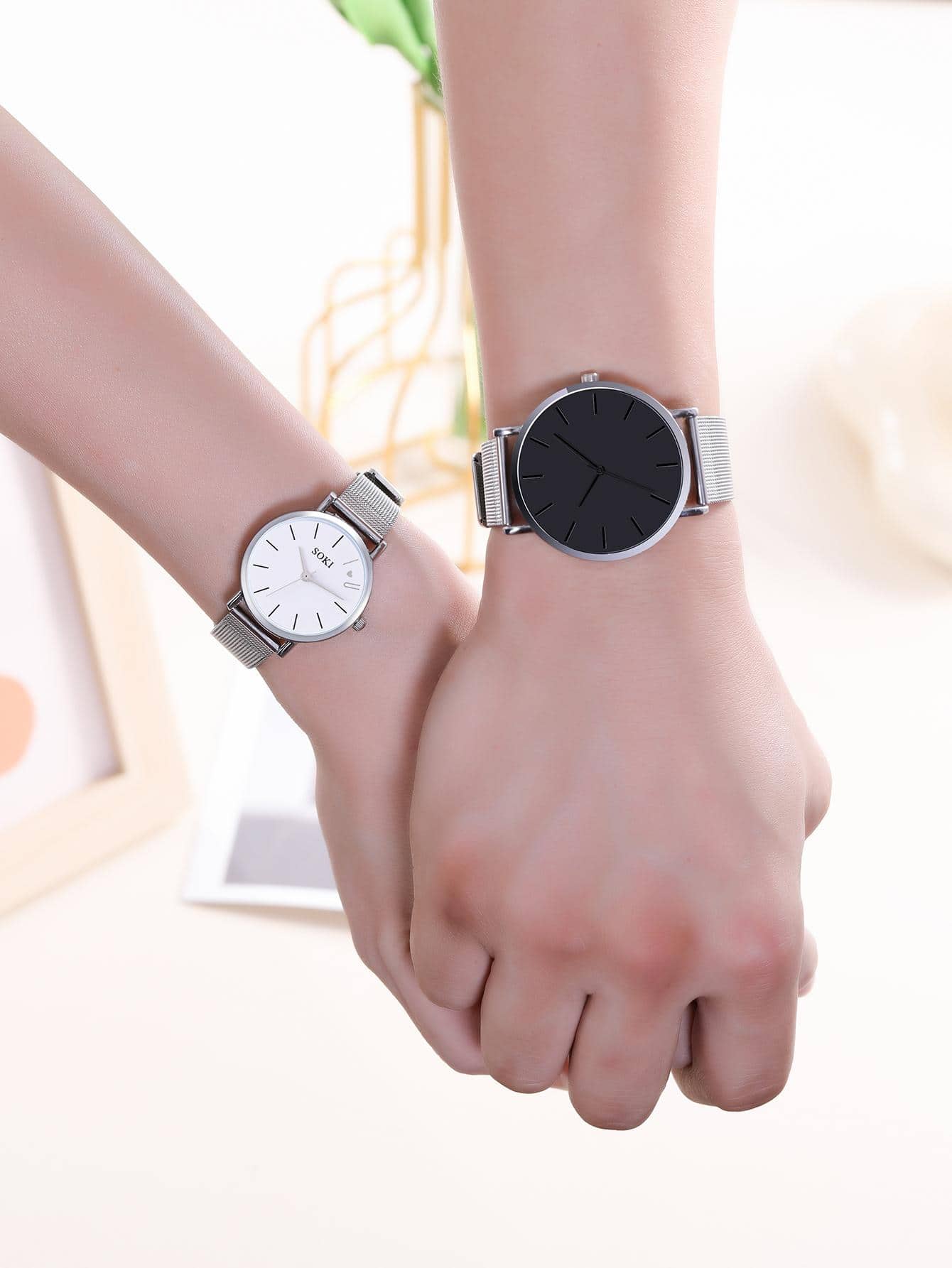 Shein - 2pcs Couple Fashionable Quartz Watches And 2pcs Magnetic Couple Heart Shaped Necklaces