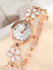 Shein - Flower Decor Round Pointer Quartz Watch