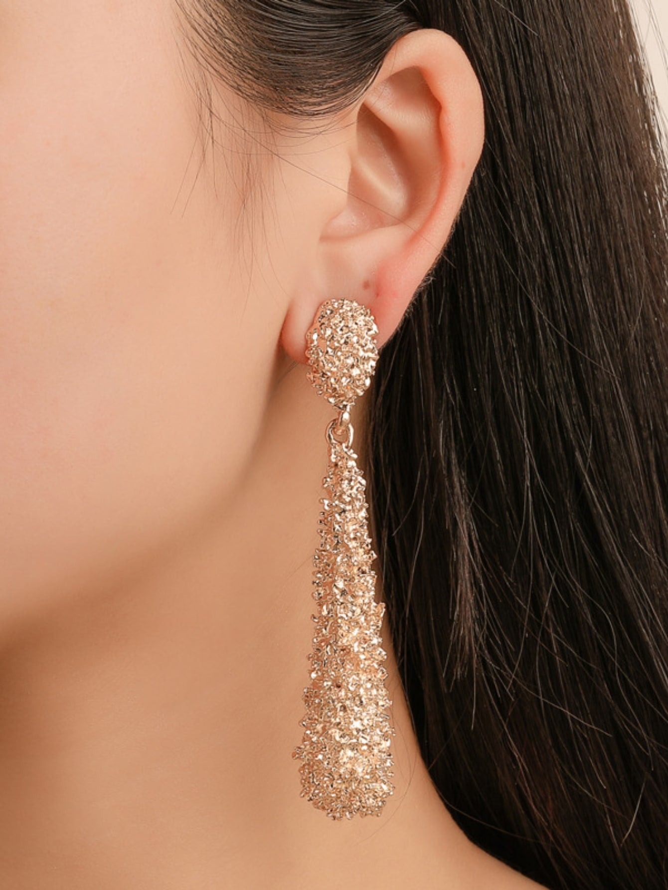 Shein - 1pair Fashionable Frosted Geometric Drop-Shaped Textured Earrings For Women Suitable For Daily, Date, Party Wear, Gift
