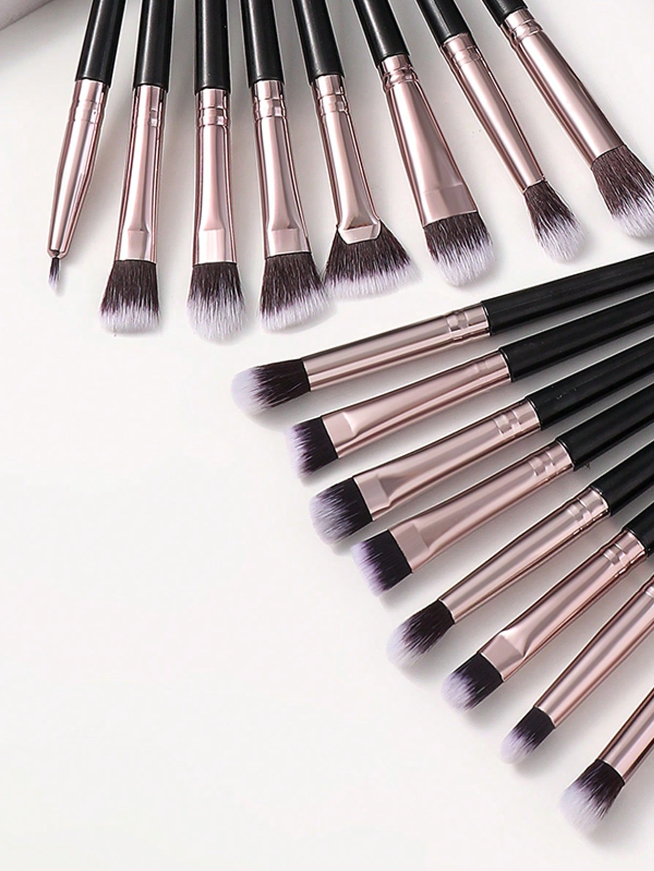Shein - 15pcs makeup brush sets Premium Synthetic hair Eyeshadow Blending brush sets cosmetics tools for face and eyes Black Friday