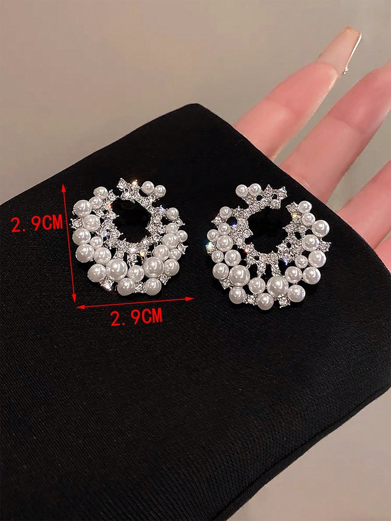 Shein - 1Pair French Style Personality Rhinestone & Faux Pearl Crescent Moon-Shaped Stud Earrings