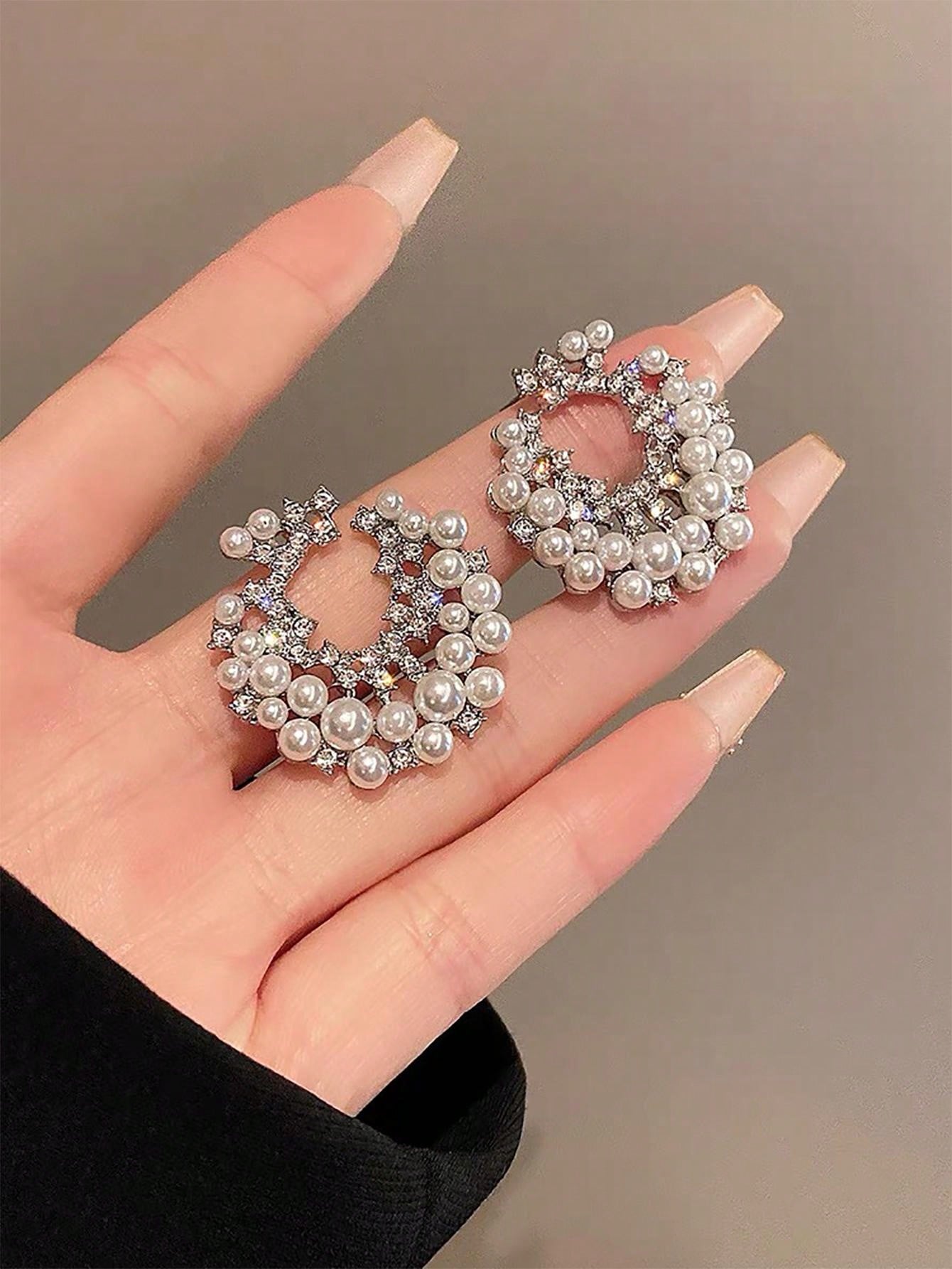 Shein - 1Pair French Style Personality Rhinestone & Faux Pearl Crescent Moon-Shaped Stud Earrings