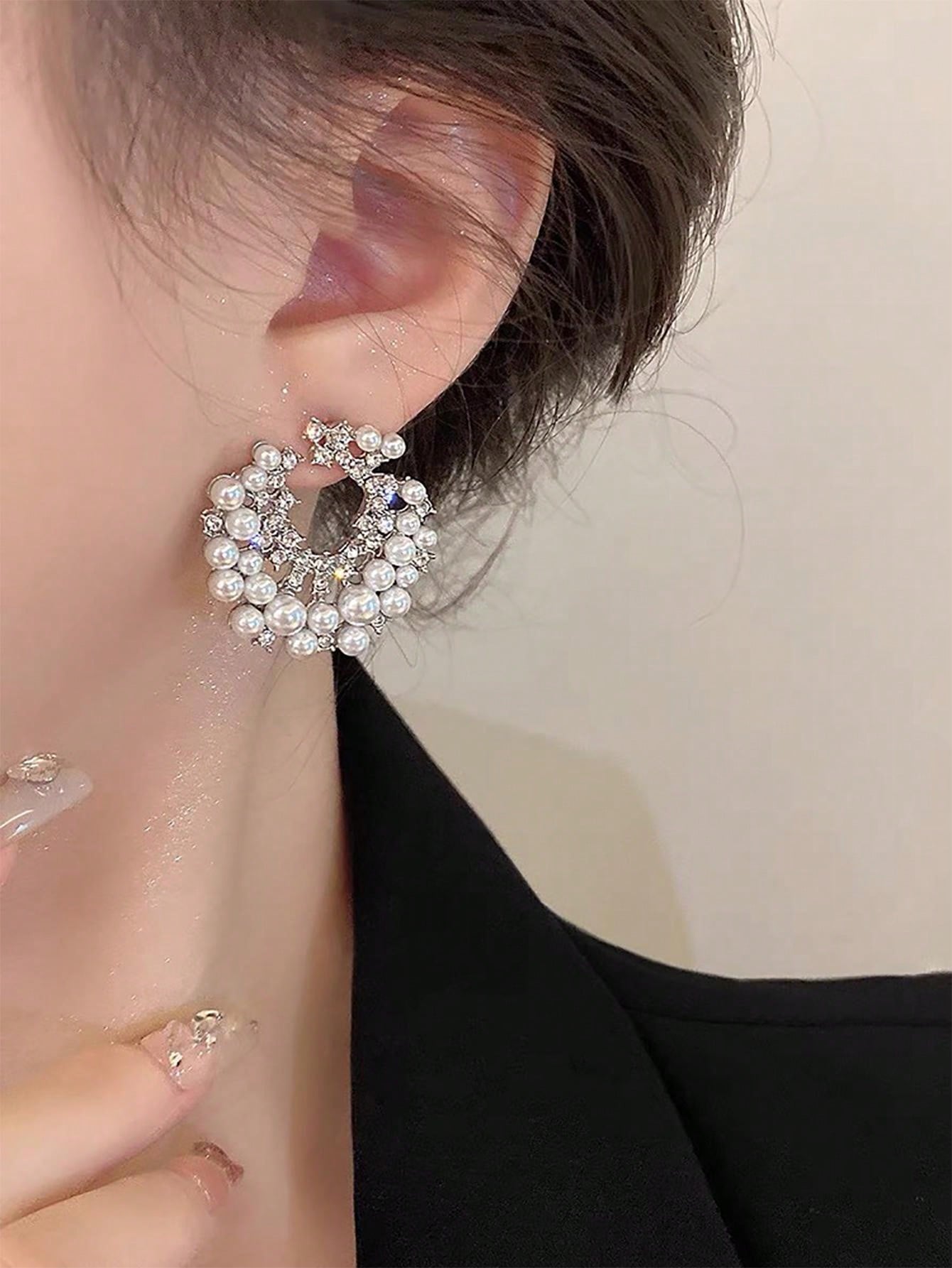 Shein - 1Pair French Style Personality Rhinestone & Faux Pearl Crescent Moon-Shaped Stud Earrings