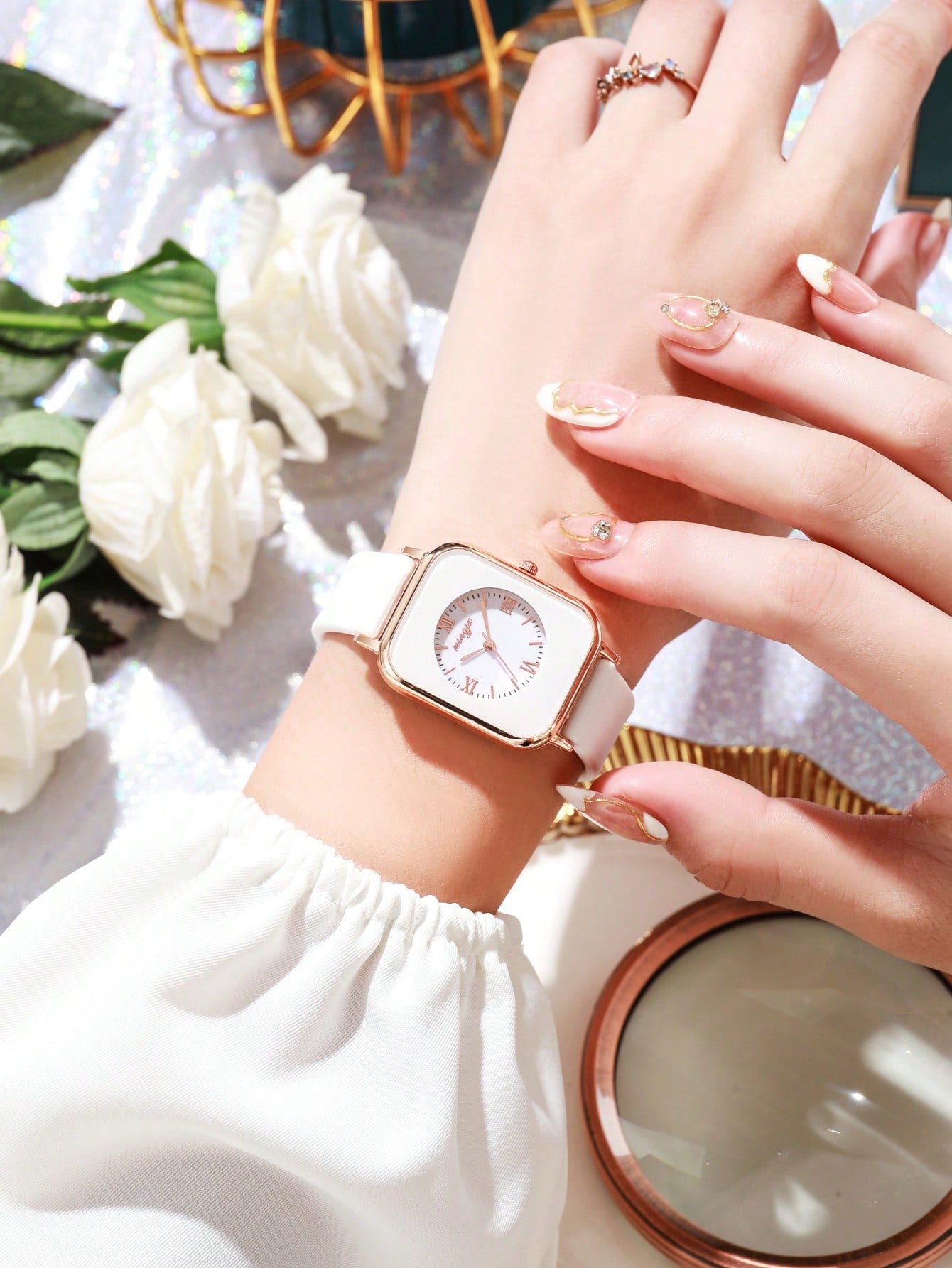 Shein - Fashionable Unisex Simple Square Dial Quartz Wristwatch For Women, Casual Style