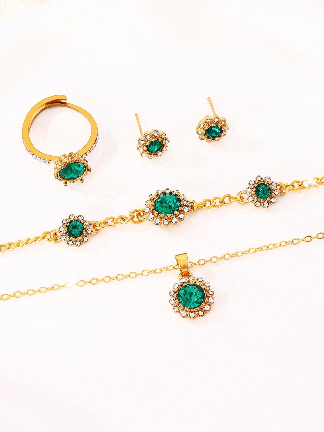 Shein - 6pcs/set Ladies' Green Luxurious Full Rhinestone Quartz Watch And Bracelet Jewelry Set