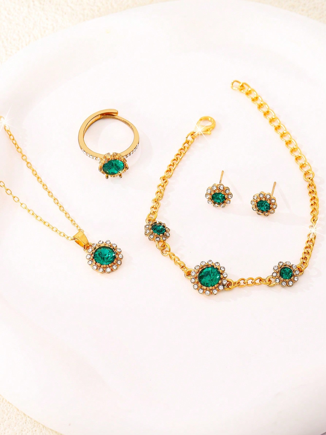 Shein - 6pcs/set Ladies' Green Luxurious Full Rhinestone Quartz Watch And Bracelet Jewelry Set