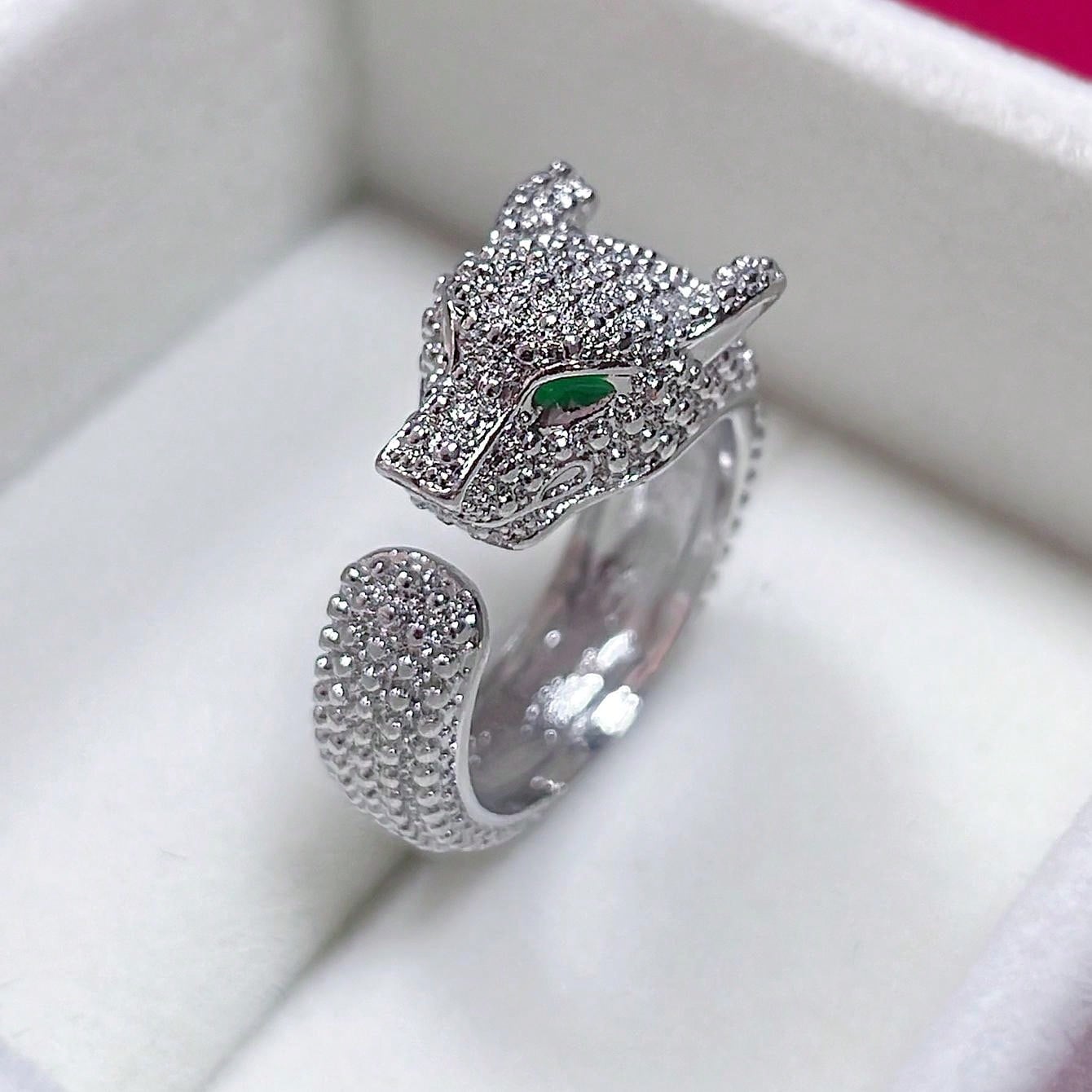 Shein - 1Pc Fashionable Cubic Zirconia Inlaid Leopard Shaped Ring With Green Gemstone Eye Decoration, Perfect For Women & Men As Daily Wear Or Gift To Friends
