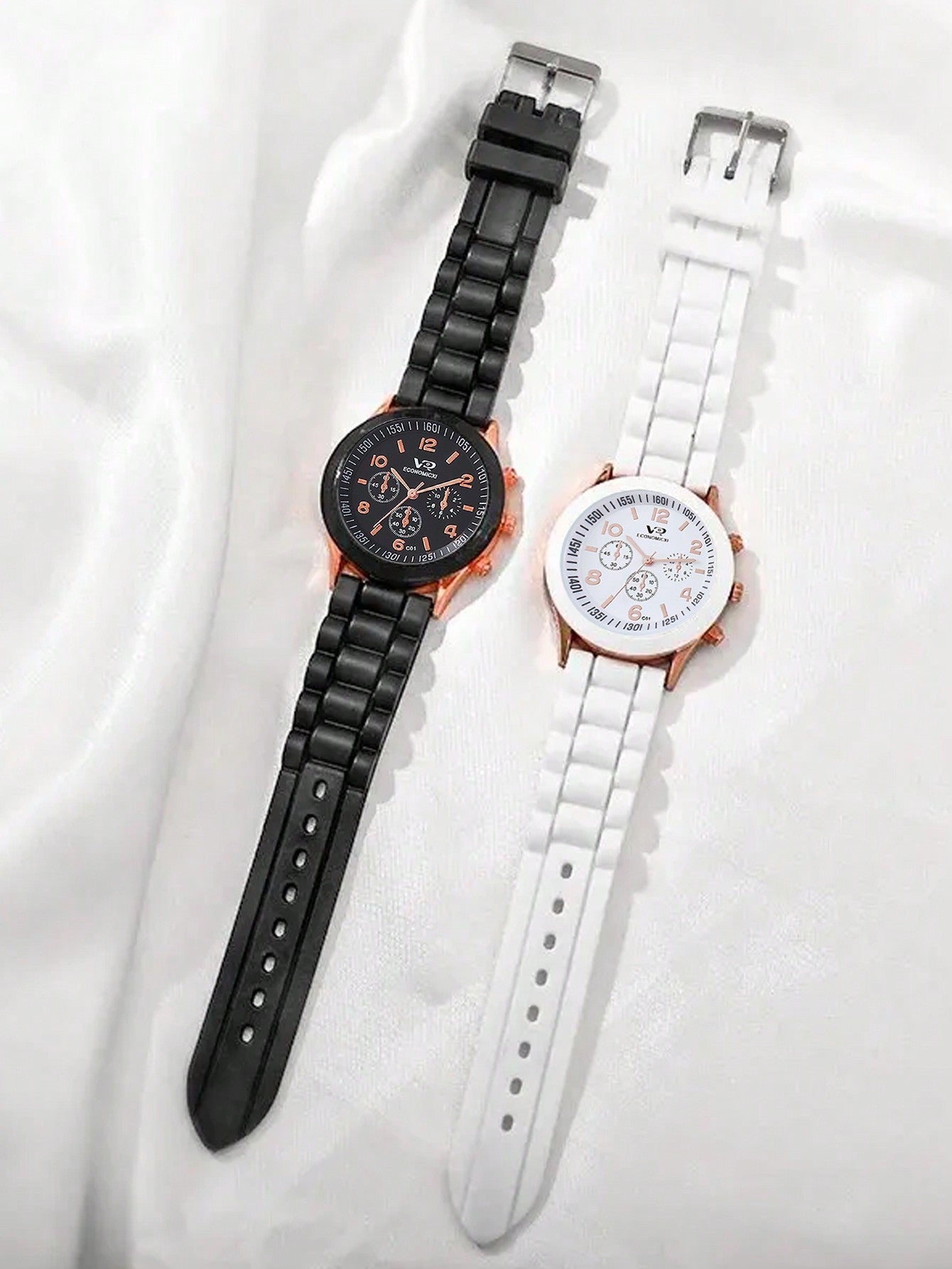Shein - 2pcs/Set Couple Fashion Pointer Type Quartz Wristwatch With Silicone Strap