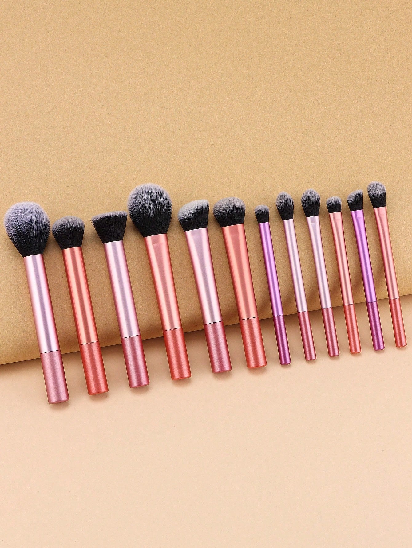 Shein - 12pcs Makeup Brush Set Including Powder Brush, Blush Brush, Concealer Brush, Eyeshadow Brush & 2 Orange Makeup Sponges & 1 White Powder Puff, Suitable For All Skin Types
