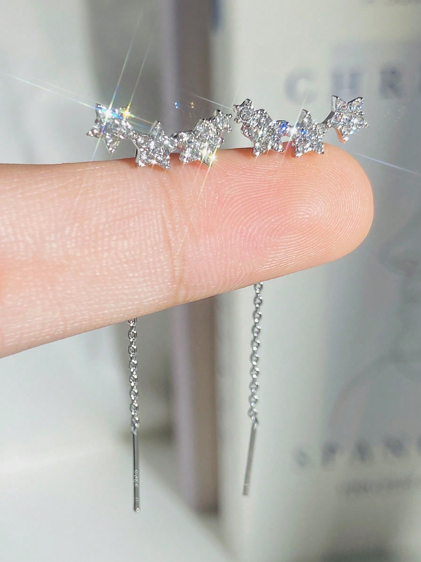 Shein - 1pair Elegant & Versatile Chain Tassel Earrings With Rhinestone & Star Detail For Women's Daily Wear As Fashion Accessory
