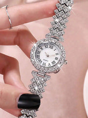 Shein - 2pcs Ladies Roman Numerals & Rhinestone Decor Quartz Watch And Heart Charm Bracelet Set