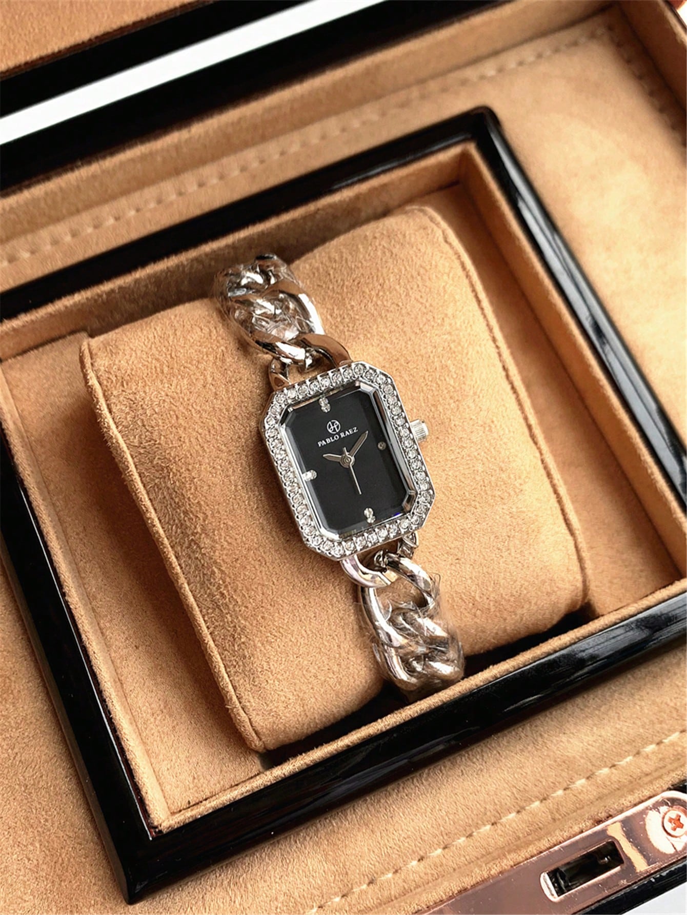 Shein - 1pc Women's Elegant Stainless Steel Bracelet Watch