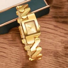 Shein - 1pc Fashion Arabic Numeral Dial Wavy Design Stainless Steel Band Quartz Watch For Women