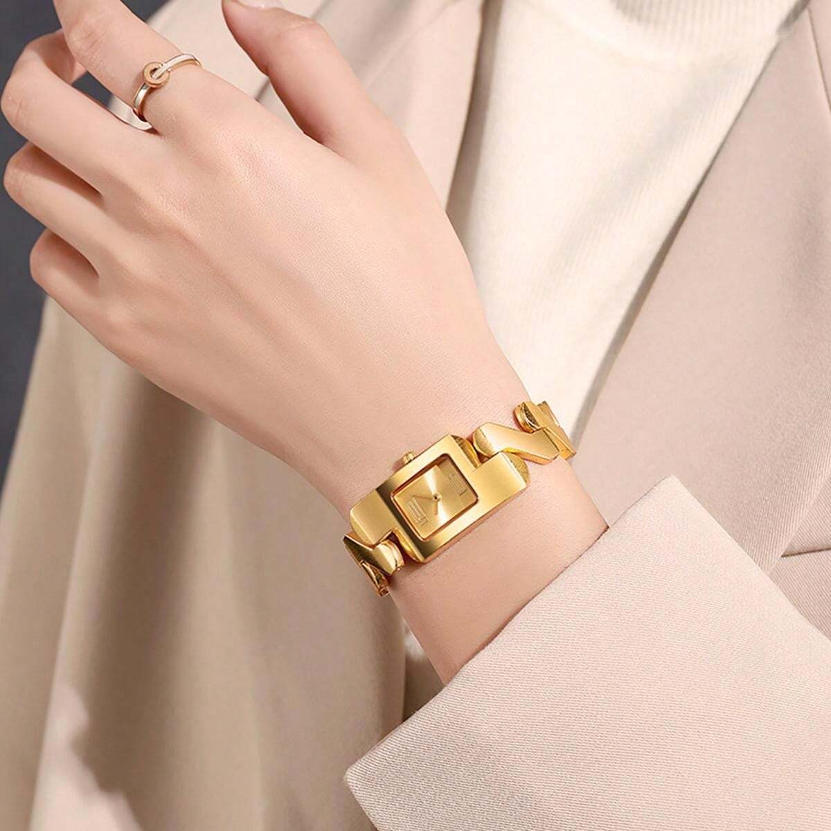 Shein - 1pc Fashion Arabic Numeral Dial Wavy Design Stainless Steel Band Quartz Watch For Women