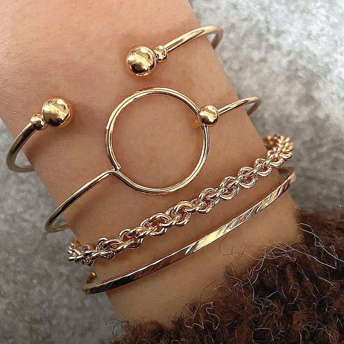Shein - 6pcs/set Personality Love & Flower & Om & Uppercut Ring Shaped Creative Stainless Steel Bangle, Mideast Gold Color