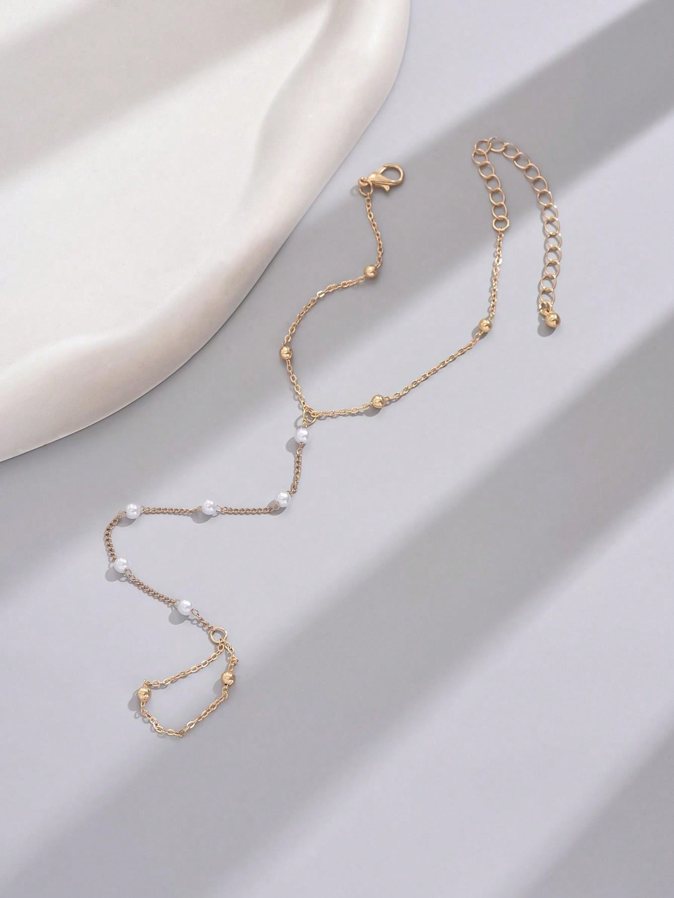 Shein - 1Pc Simple & Elegant Gold Tone Chain Bead Detail Linked Finger Bracelet