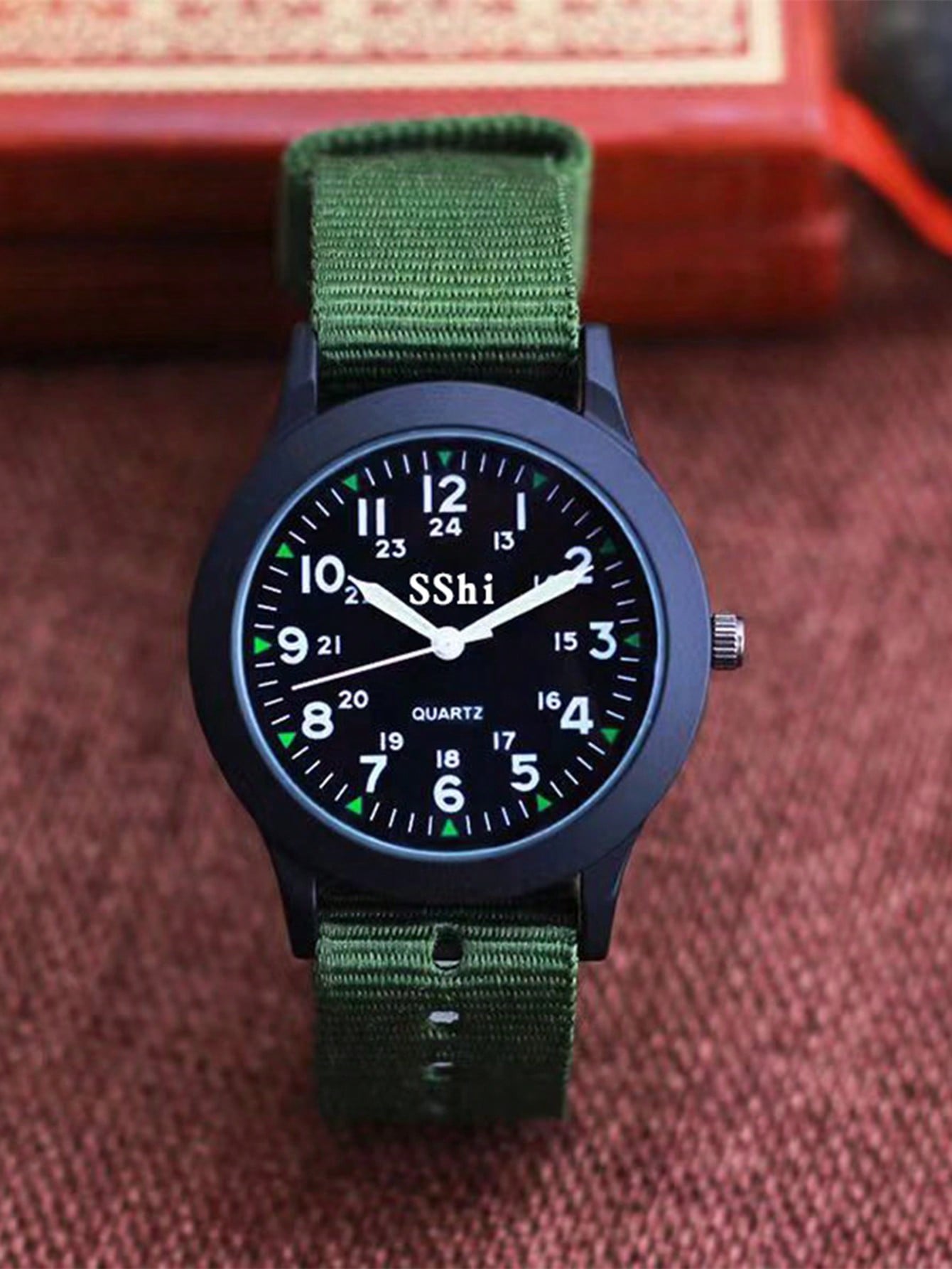 Shein - Unisex Casual Canvas Strap Watch For Students With Simple & Clear Numbers, Multifunctional Sports Quartz Watch With Night Light