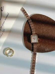 Shein - 1pc Vintage Luxury Small Dial Square Bracelet Watch, Women's Coffee Brown Fashionable High-Value Thin Strap Chain Style Watch