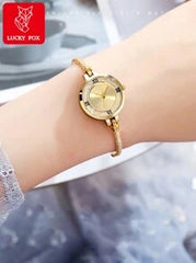 Shein - LUCKYFOX Dry Battery Ladies' Wrist Watch, Fashionable & Elegant With Diamond Inlaid, Slim Chain Quartz Watch