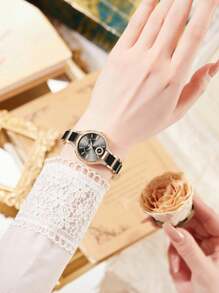 Shein - Exquisite Waterproof Party Fashion Casual Quartz Watch, Suitable For Sports
