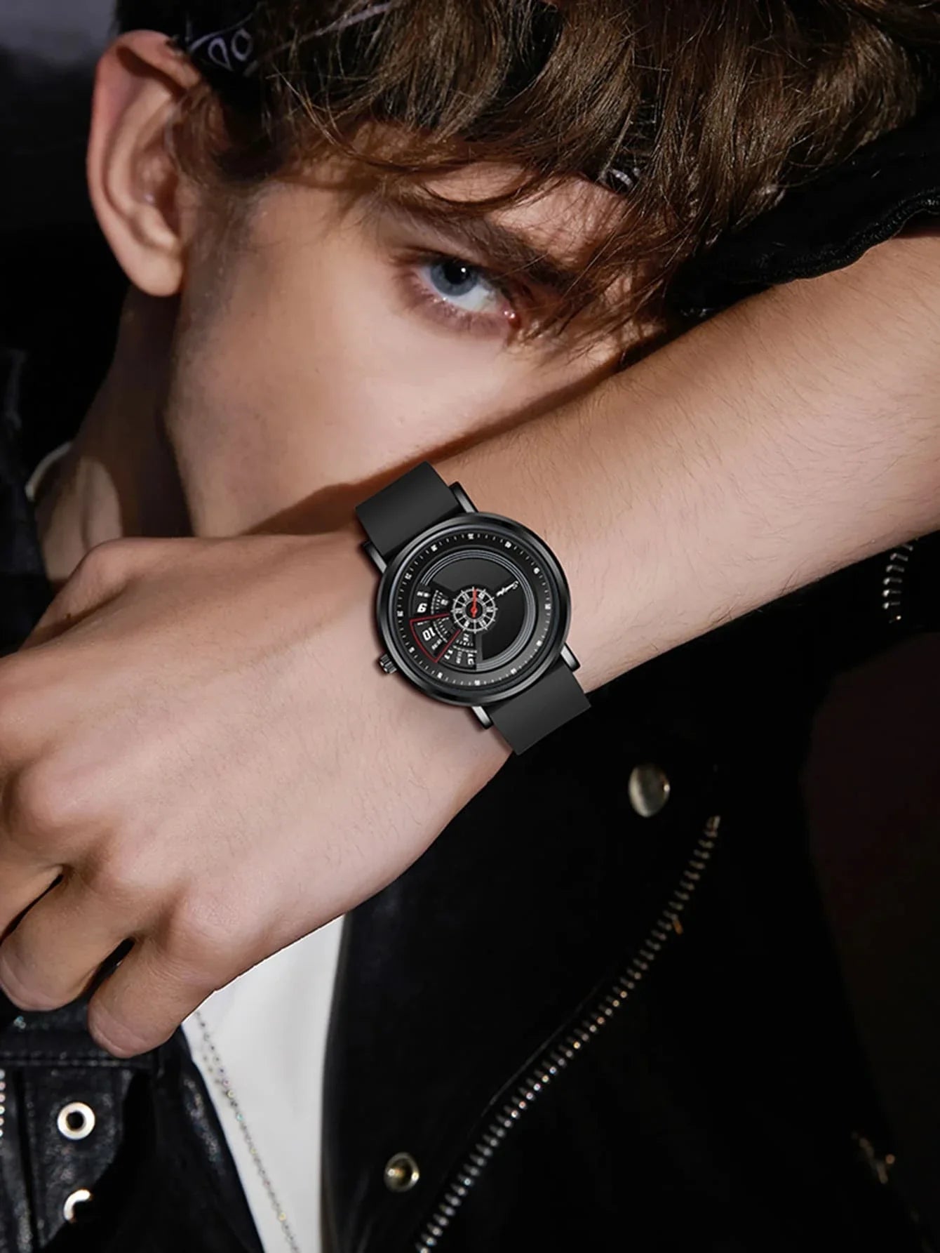 Shein - 1pc Men's Chronograph Style Fashion Sports Watch, Waterproof Sports Watch