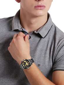 Shein - 1pc Men Watch Stainless Steel Button Steel Luminous Strap Fashionable Round Dial Quartz Watch