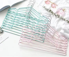 10pcs Non Slip Metal Clothes Hanger, Durable Wardrobe Storage Organizer Hanger, Durable Traceless Clothing Storage Hanger