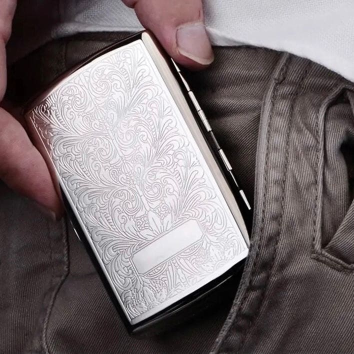Vintage Printed Cigarette Case, 12 Cigarette Storage Box, Retro Flip Cigarette Dispenser, Ultrathin Portable Men's Cigarette Box, Portable Sealed Waterproof Smoking Case, Portable Cigarette Box, Sleeve Pocket Tobacco Pack Cover