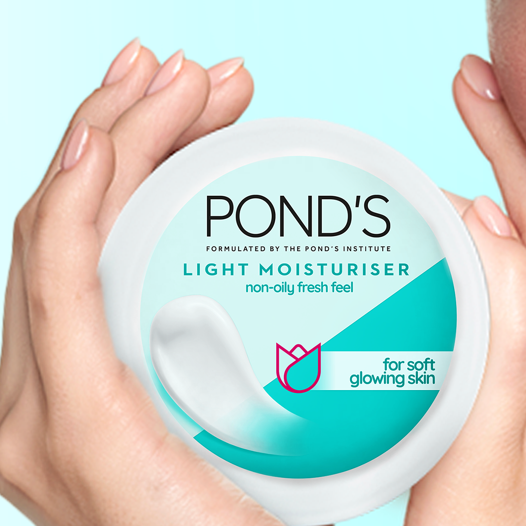 POND'S Light Moisturiser Cream - 75G