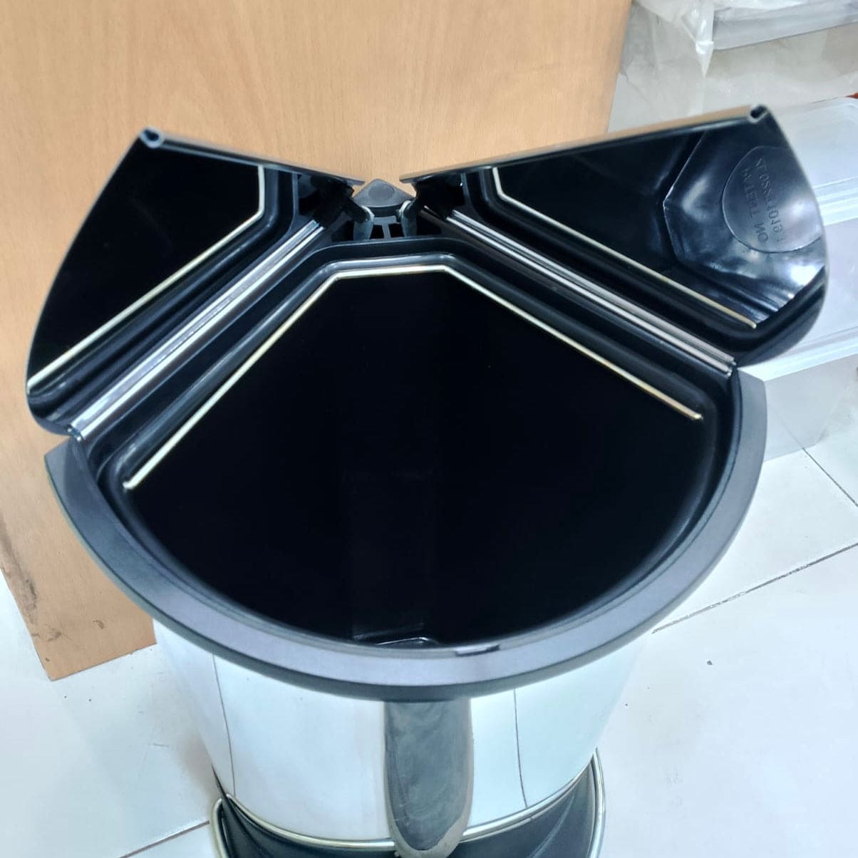 Triangle Trash Can, Butterfly Pedal Waste Bin, 12L Household Trash Solution, Stainless Steel Recycling Bins, Kitchen Bathroom Trash Collector