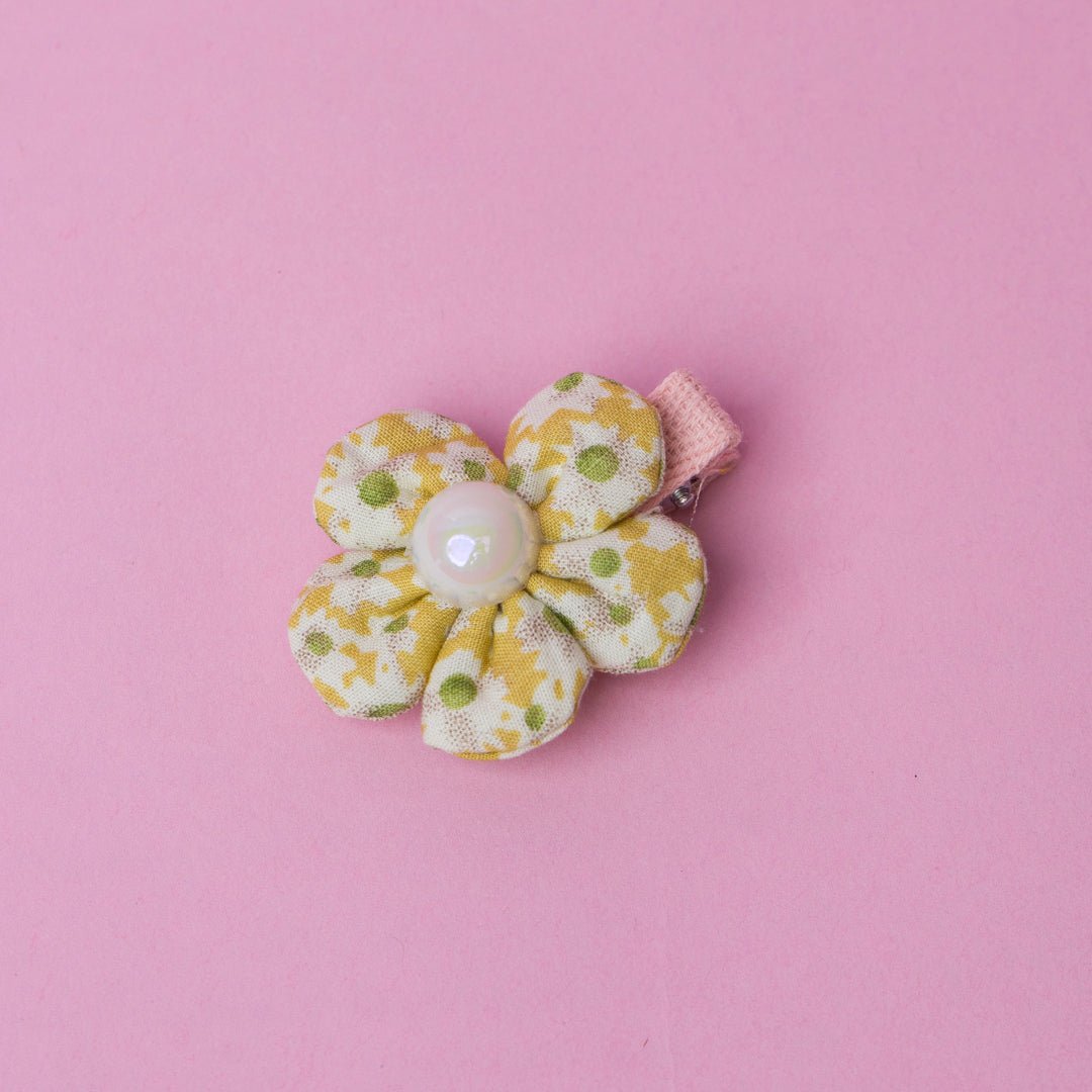 Shein - Yellow Flower Hair Clip With Pearl Hairpins 1 Pc