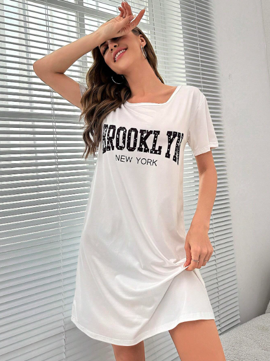 Shein - Mulvari Letter Graphic Nightdress
