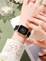 Shein - Minimalist Square Pointer Quartz Watch