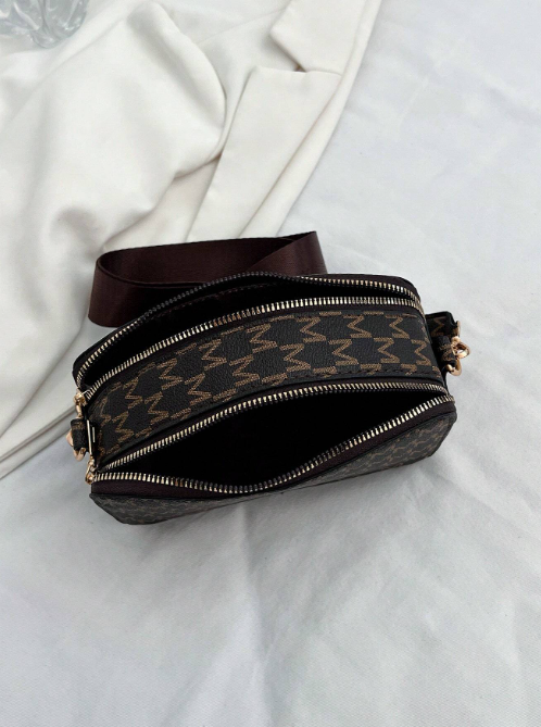 Shein - 1pc Fashion Classic Letter Printed Decorative Mini Square Camera Bag