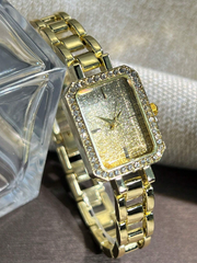 Shein - 1pc Women's Fashion Rhinestone Square Dial Quartz Watch